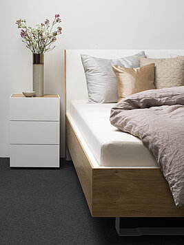 PRIMEART 9810 / Nachttisch 3 Schubladen 