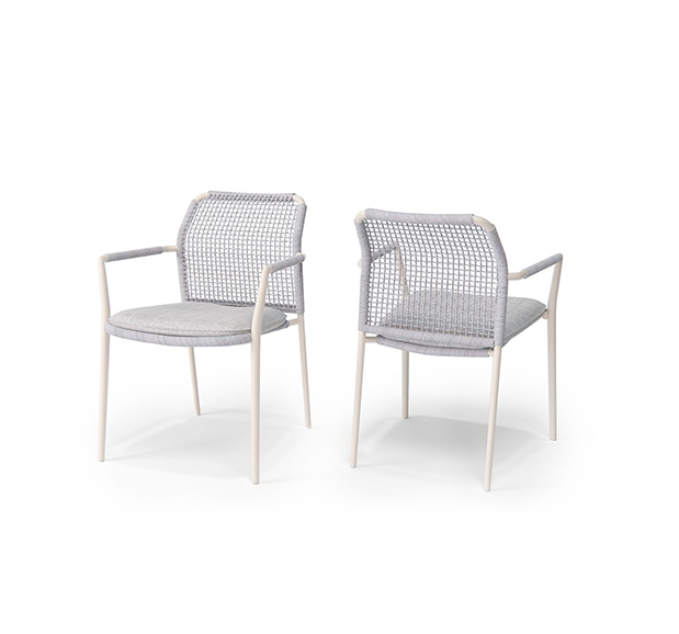 Gartenstuhl Paz mit Armlehnen in sanstone